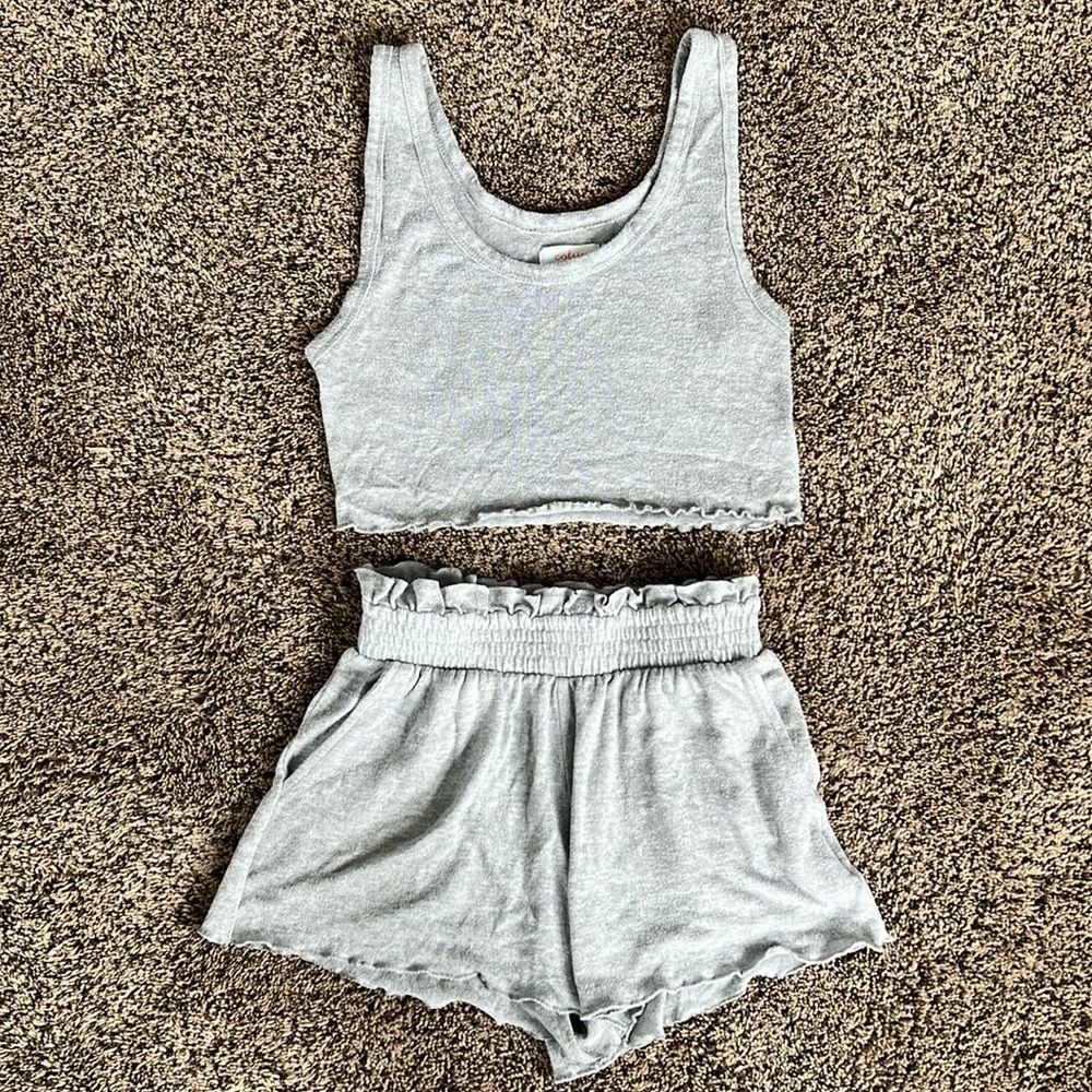 Colsie Cropped Lounge Set